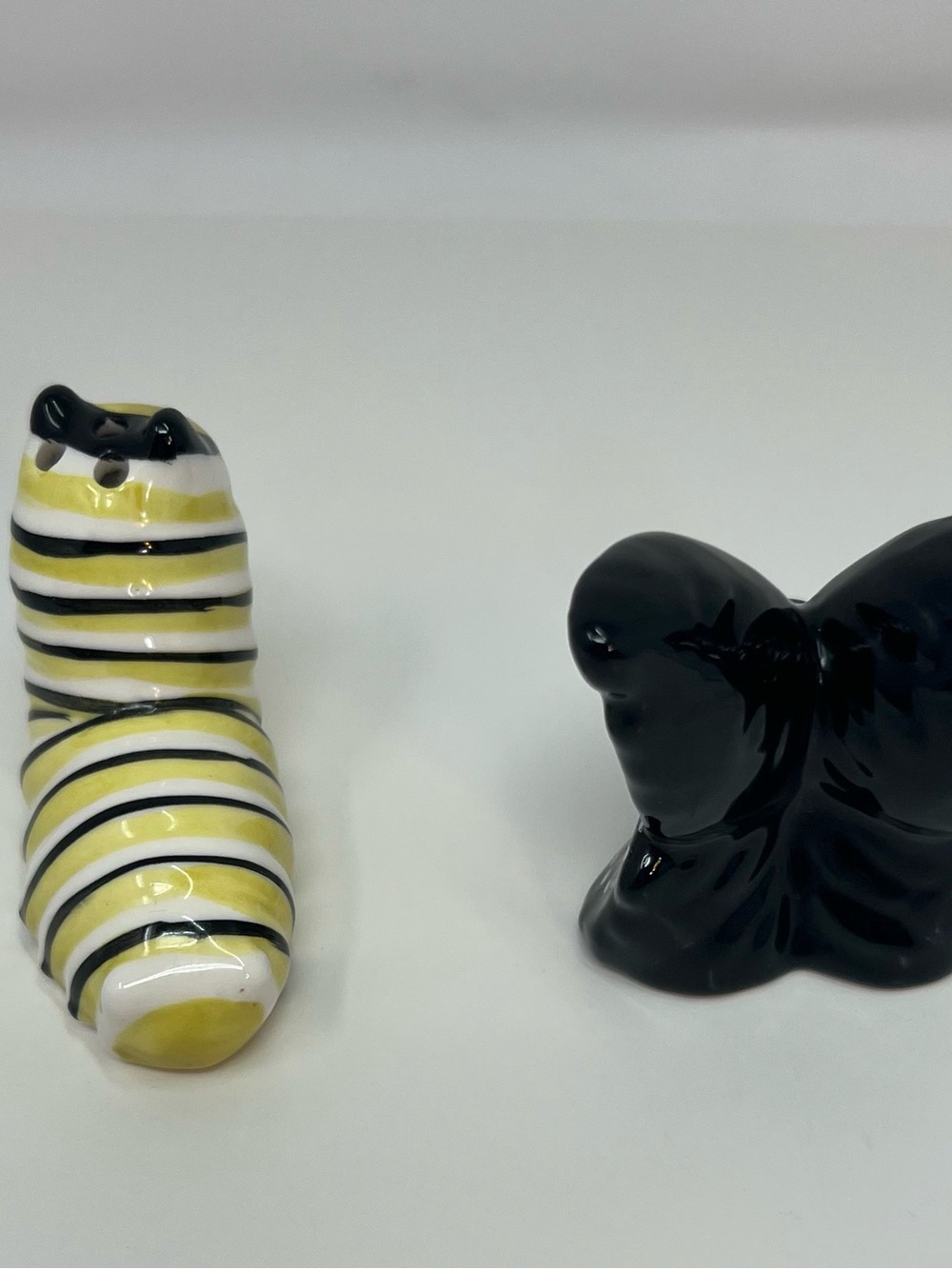 Cracker Barrel Mini Monarch Butterfly And Caterpillar Salt & Pepper Shakers - Picture 5 of 8